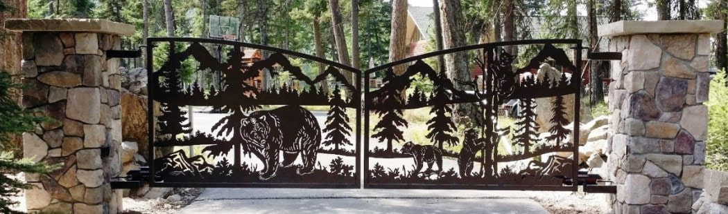Bear and Cubs Double Entry Gate, designed by DXF Design #gate #dxfdesign #dxf #dxfiles #plasma #laser #waterjet #cnc #metalart #silhouette